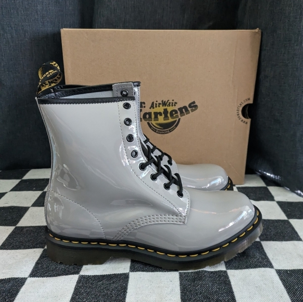 Doc Martens Boots Womens 11 Zinc Grey Patent Leather 1460 Women 112025 - Picture 4 of 10
